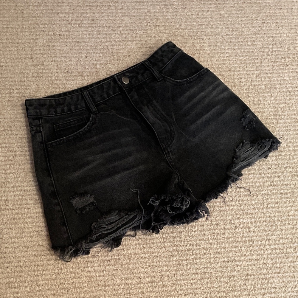 Lane 201 Black Jean short